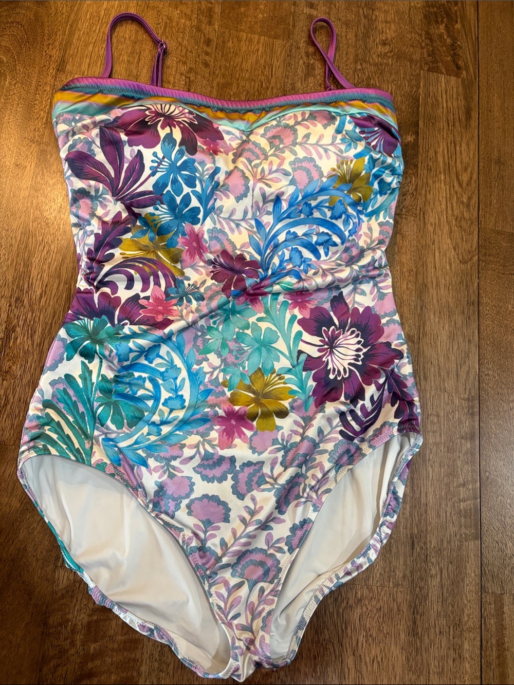 Gottex swimsuit. Size 14. Floral.